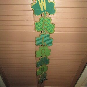 Shamrock Welcome Sign